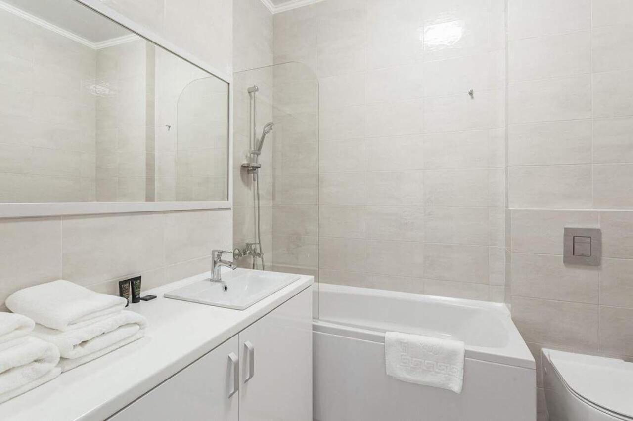 2-Nd Pearl 2-Bedrooms Apartment Odessa Exteriör bild